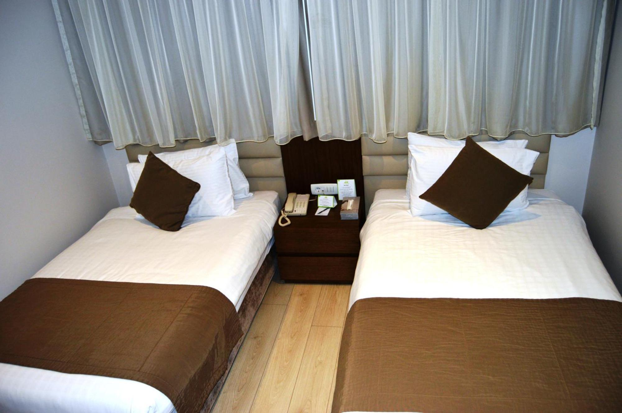 Country Lodge Hotel & Resort Beyrut Oda fotoğraf